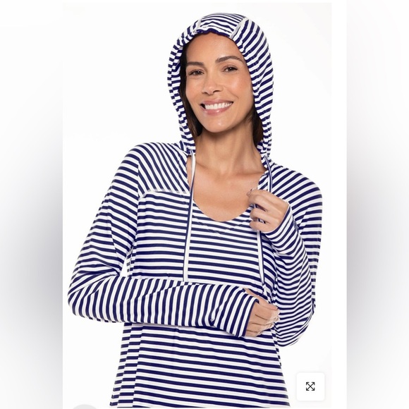 Coolibar Seacoast Swim Cover-Up Hooded Dress Black & White Stripe Beachy Coastal - Picture 2 of 16